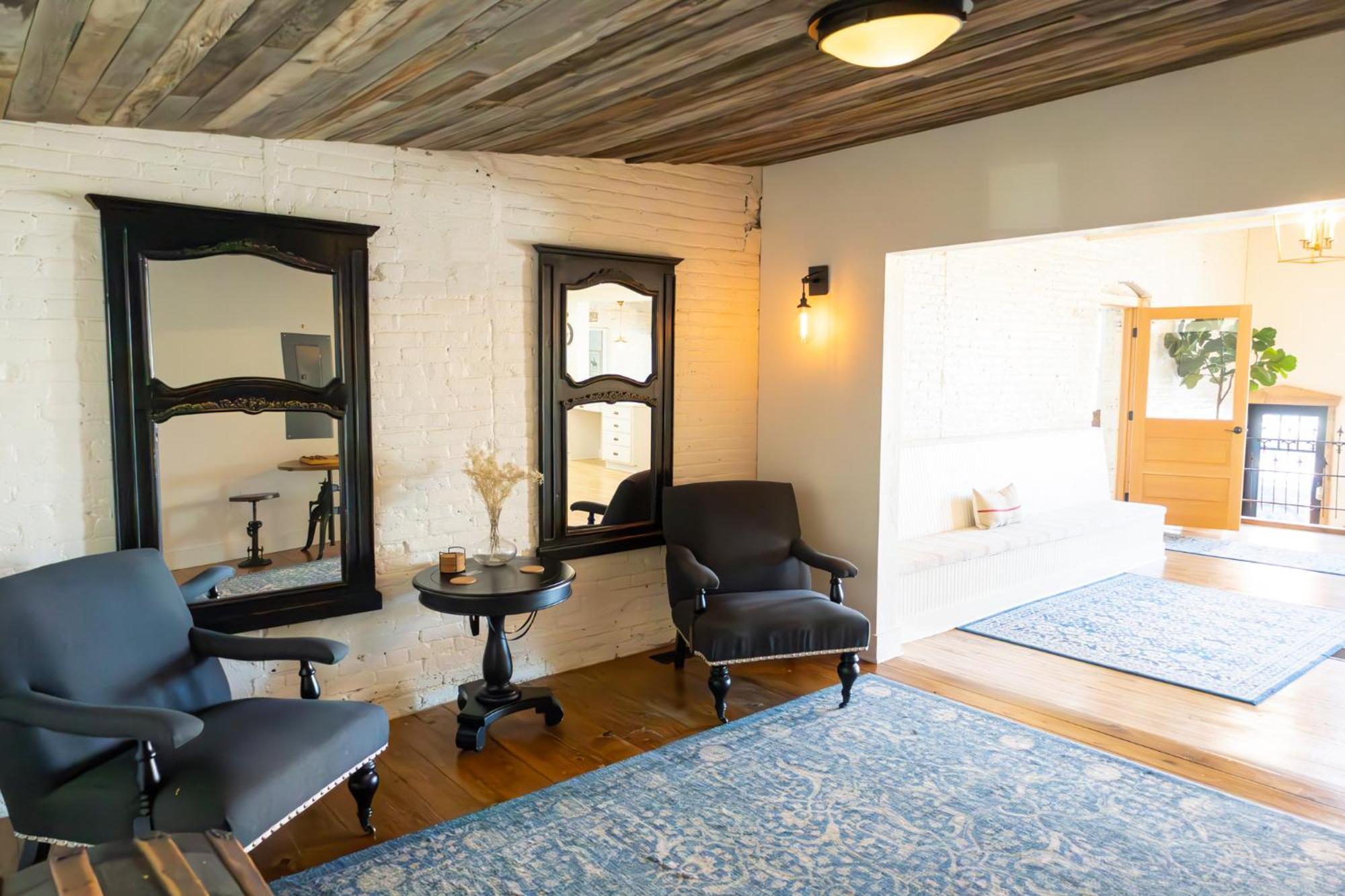 Hotel Lander Millhouse Exterior foto